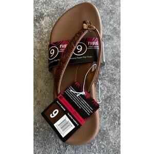 Flojos Artisan Women Sz 9 Brown Floral Textured Flip Flop NWT